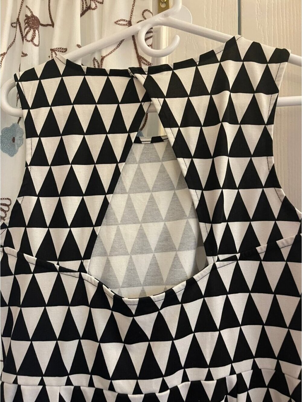 NWOT | H&M | L | Black & White Geometric Sleeveless Fit & Flare Dress - Picture 6 of 7